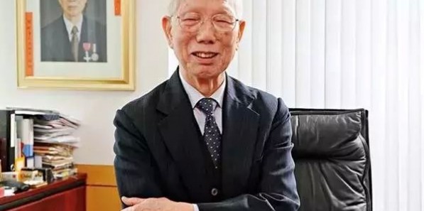 怀念田家炳！塑料薄膜起家的大慈善家