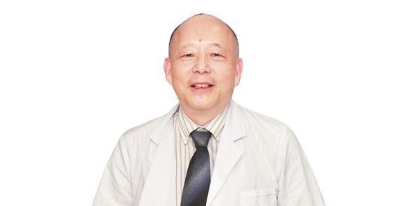 全球首例“淀粉塑料”成功研制 他带领团队攻克世界环保难题