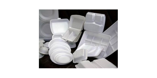 自2021年禁止欧盟国家使用一次性塑料餐具