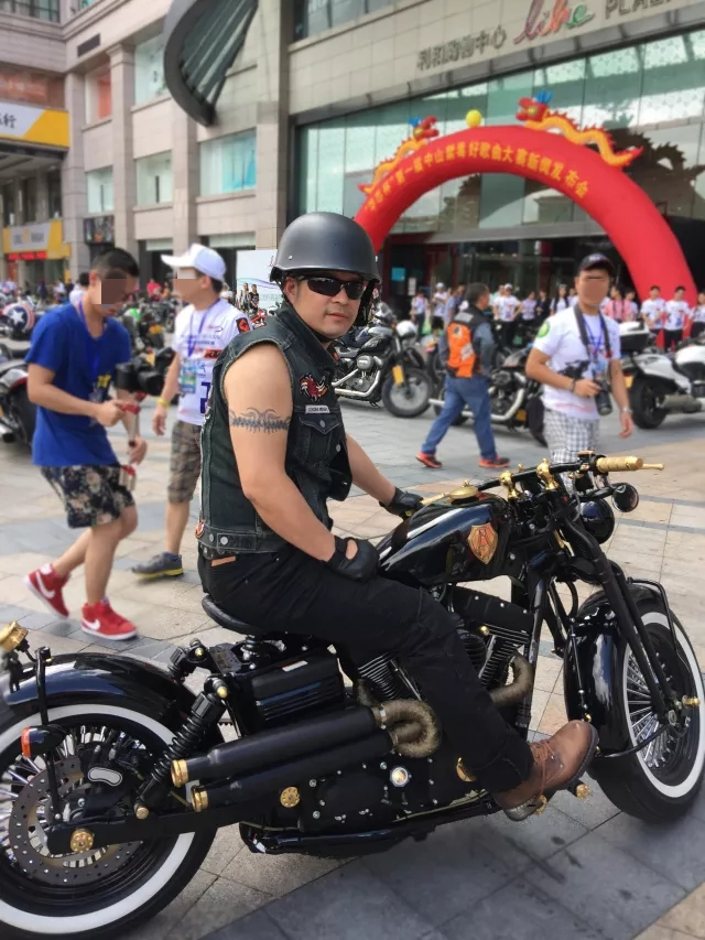 突破自我的挑战者——专访中山市浚东包装制品有限公司总经理 谢权东