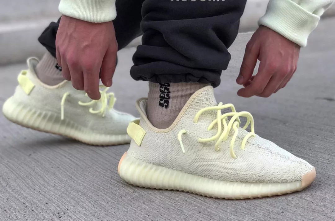 膨胀的球鞋生意：售价1500元的球鞋转手价7万元