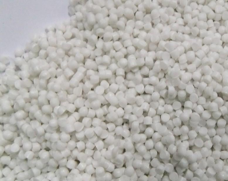 PVC刚需有待启动 市场继续承压