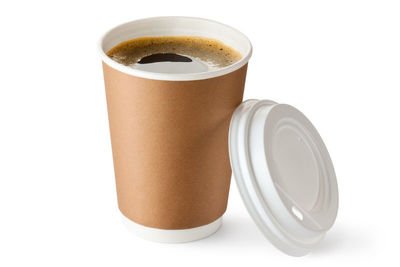 便利生活背后的环境压力 28亿只咖啡杯去了哪里？