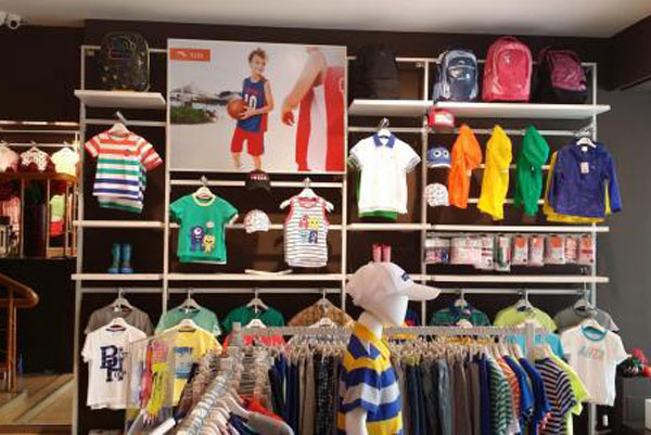 用塑料瓶生产鞋服！安踏打出绿色科技牌能打动消费者吗？