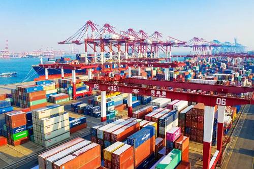 五月出口同比增长 其中塑料制品1872.6亿元，增长2.1%