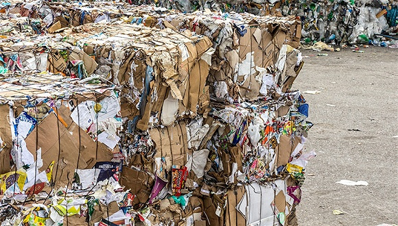 中国全面禁止“洋垃圾”说明什么？