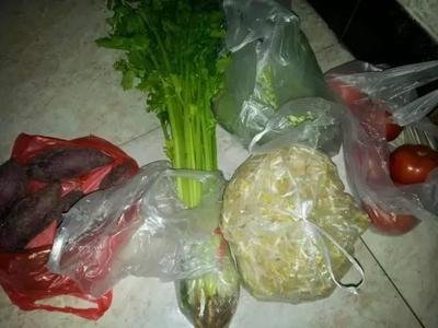 农贸市场用量反弹，外卖生鲜用量大增——“限塑令”升级能否管住小小塑料袋？