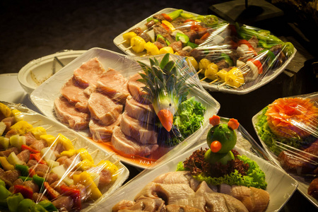 放心吃！ 正规塑料包装的食物不致癌