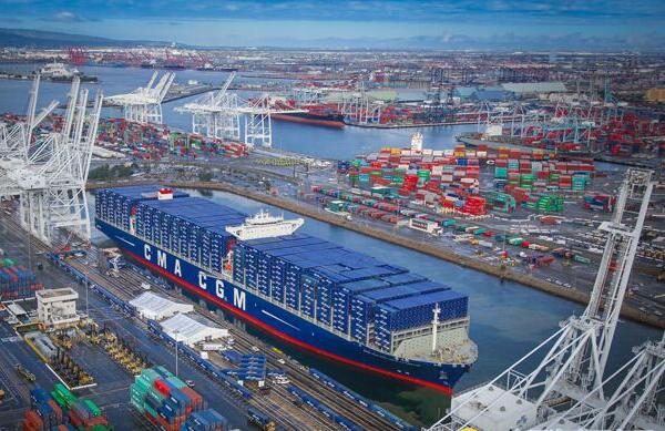 航运业迎“火爆”行情 “疯狂的箱子”一天一个价