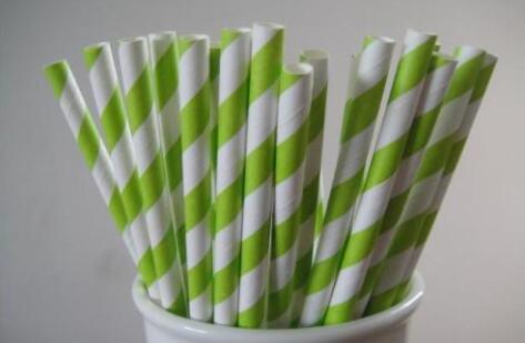 塑料吸管替换情况参差不齐 餐饮业何时迎来吸管换代潮？