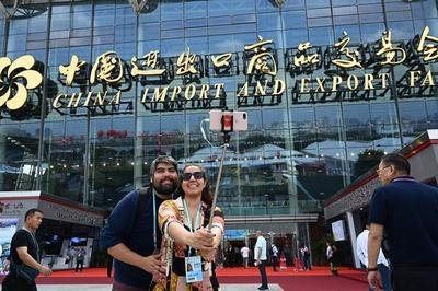 第129届广交会开幕助推外贸创新发展