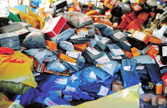 国家邮政局：在重点地区逐步停止使用不可降解的塑料包装袋