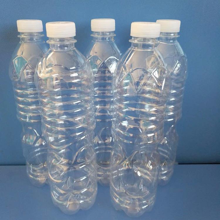矿泉水瓶回收线去哪里找，矿泉水瓶粉碎机哪有卖的