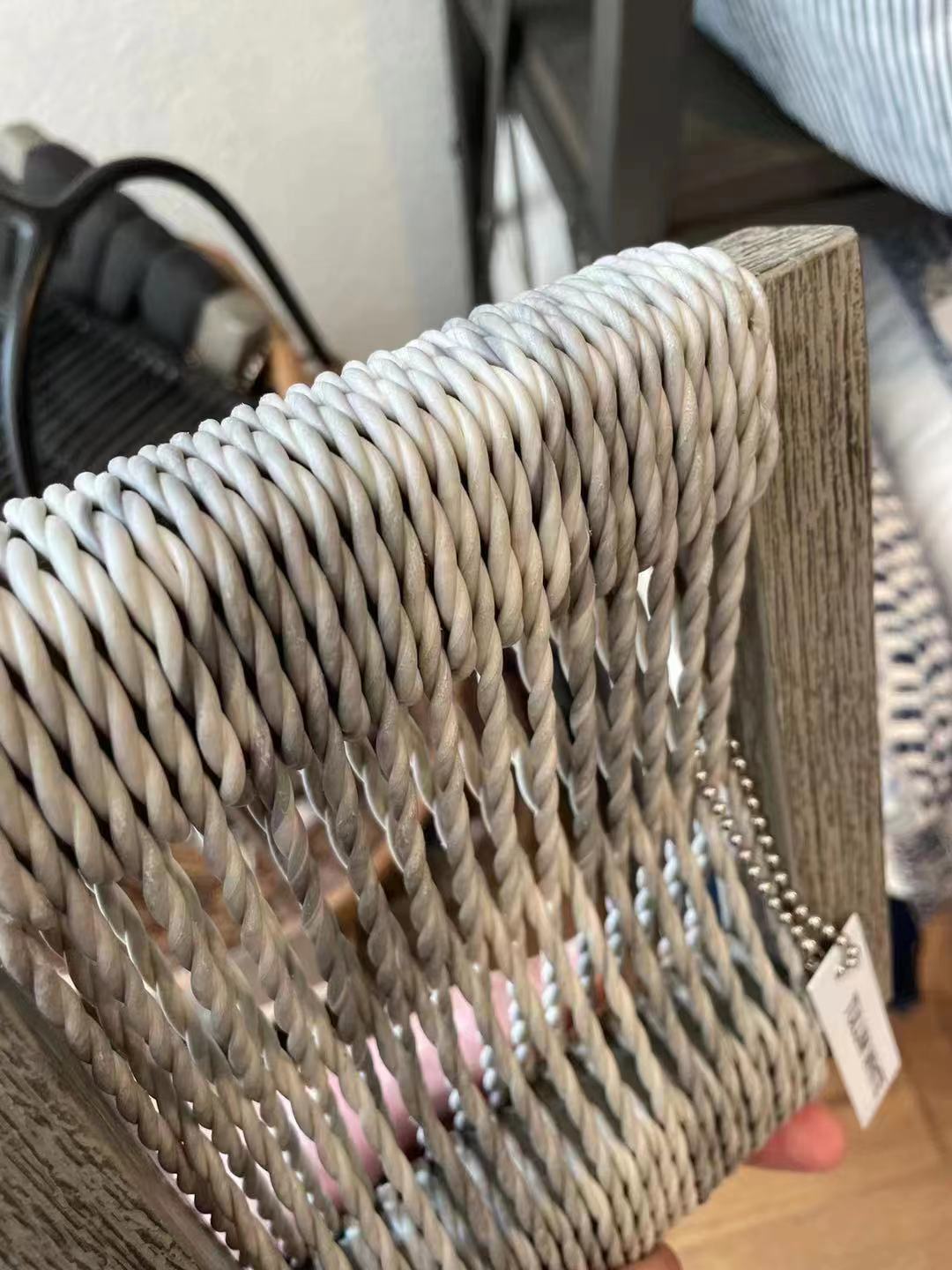 仿真藤条是什么材质，用什么机器制作的