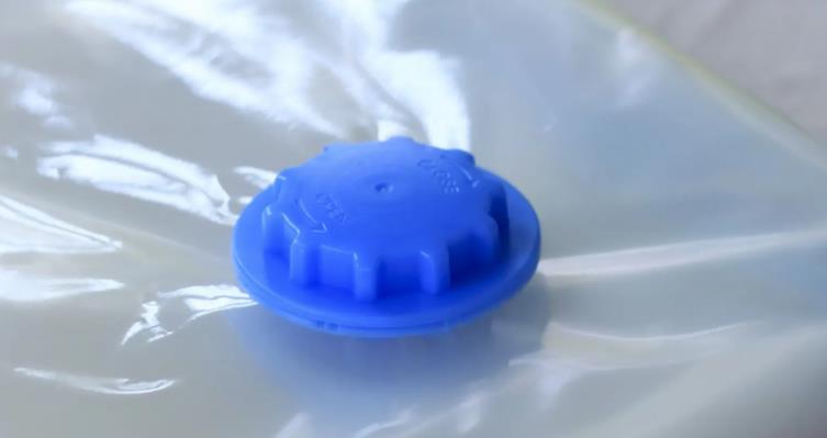 真空压缩袋中阀门是什么材质