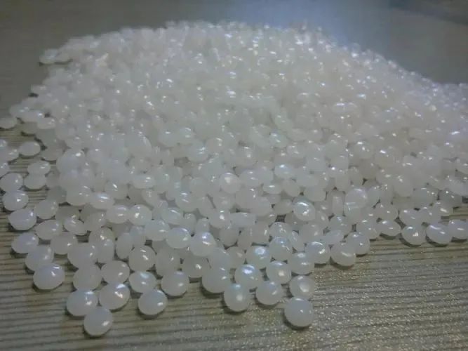 聚乙烯的性能与对比