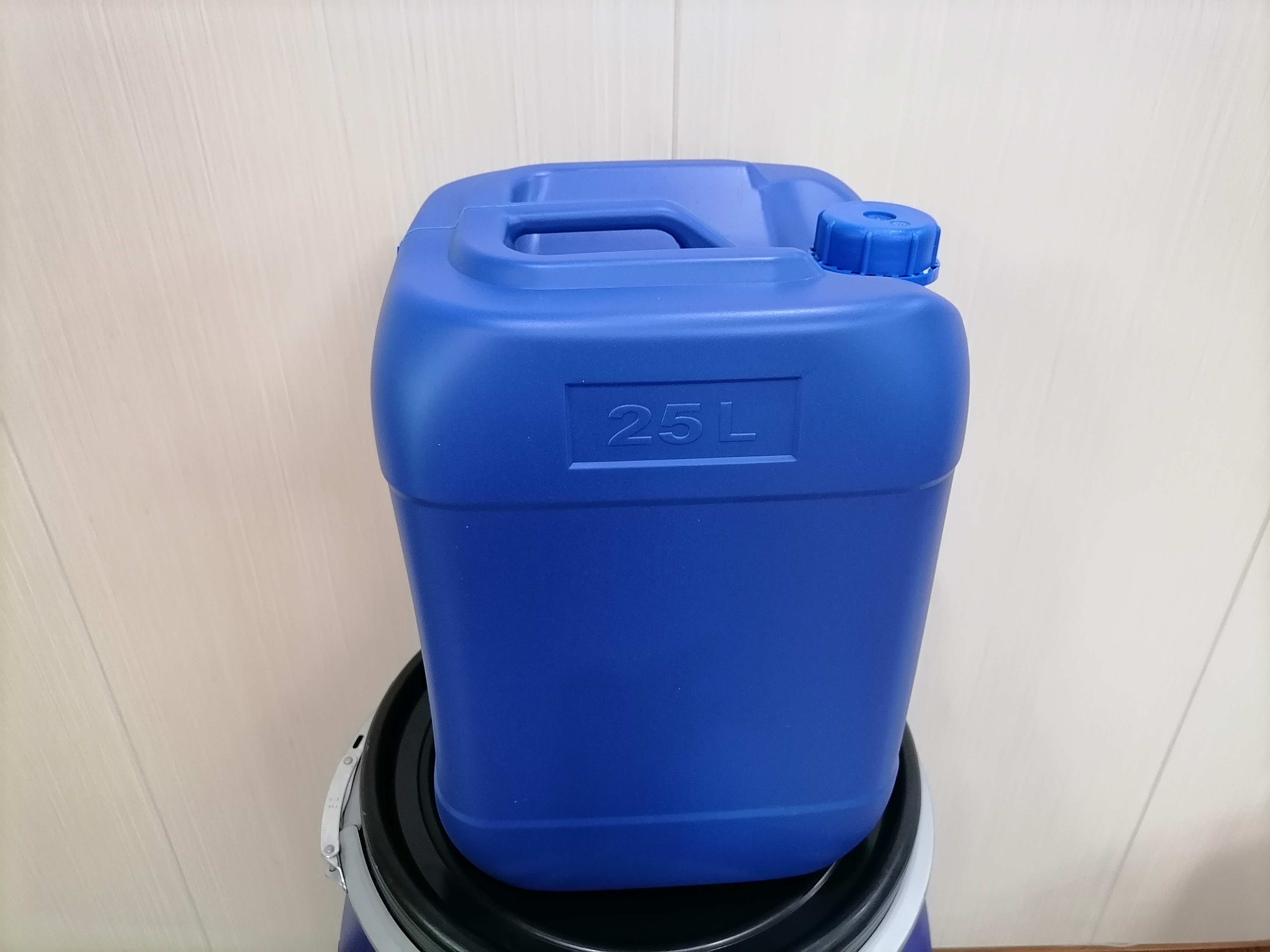焊塑料桶用多少温度