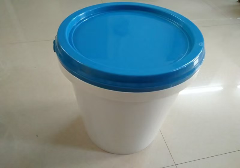 食品级塑料桶是用什么材料做的？
