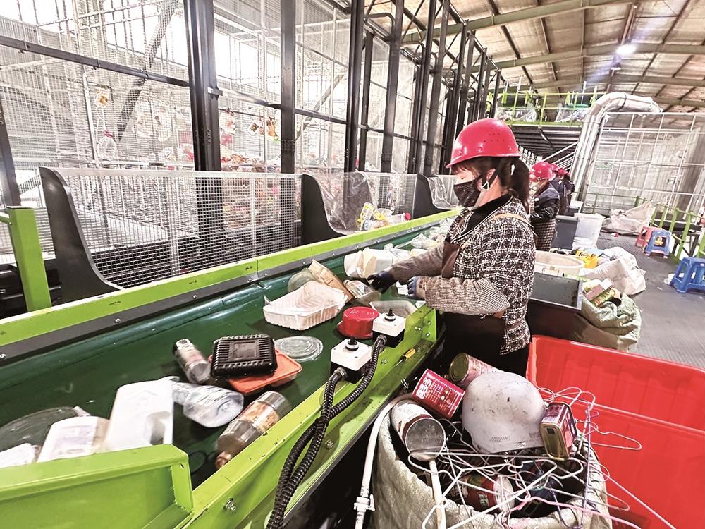 福建省不断健全废旧家电回收再利用机制—— “城市矿产”循环不息