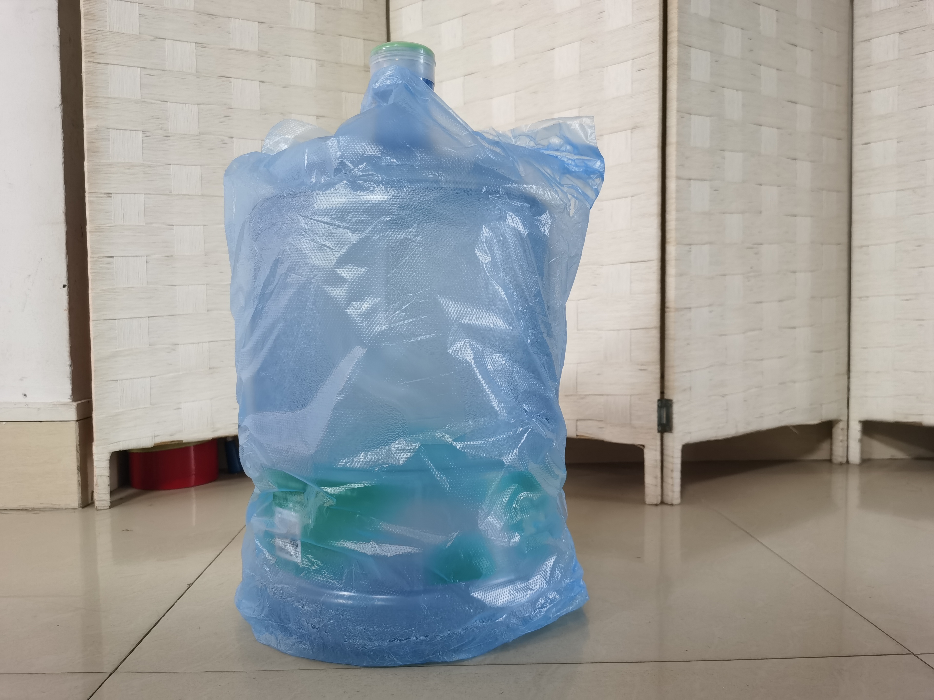 pc和pet水桶哪个材质好