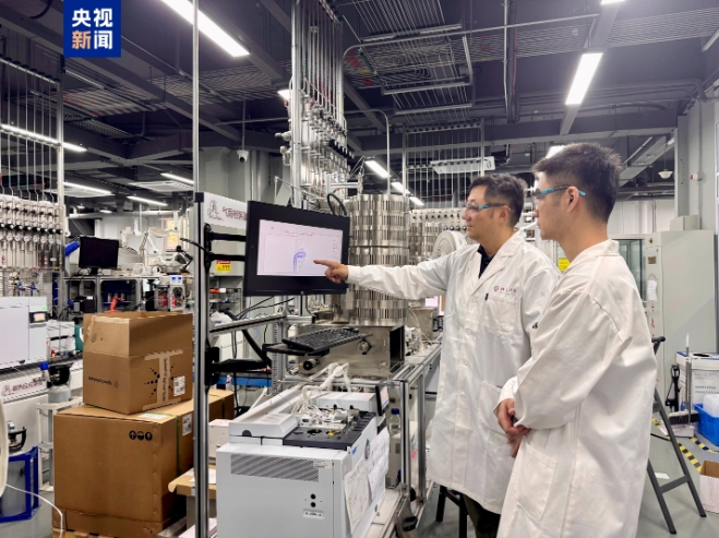 给废塑料“做体检”：我国科学家破解混合废塑料回收难题